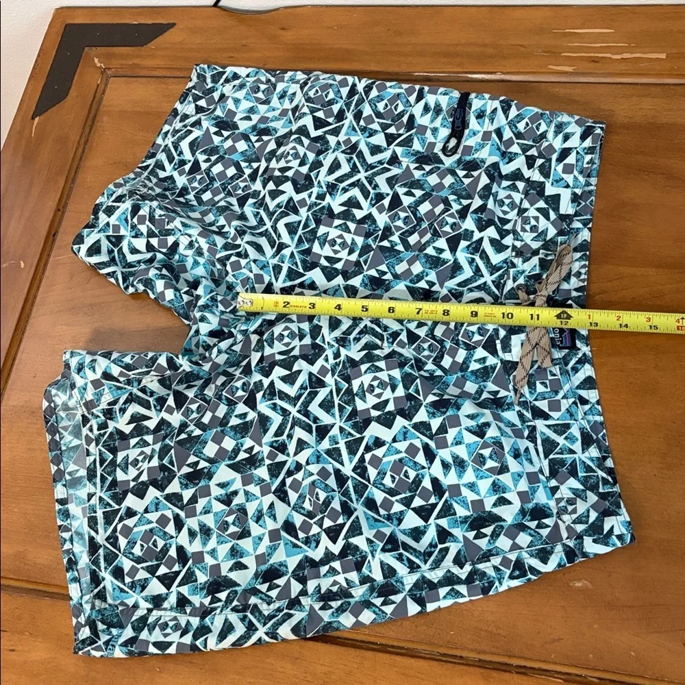 Patagonia Men's Blue Geometric Board Shorts Size 34